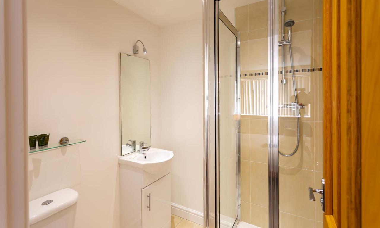 Tewitfield Marina Apartment Carnforth Luaran gambar