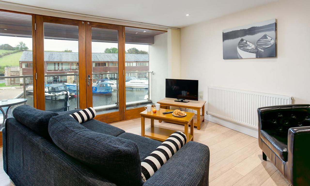 Tewitfield Marina Apartment Carnforth Luaran gambar