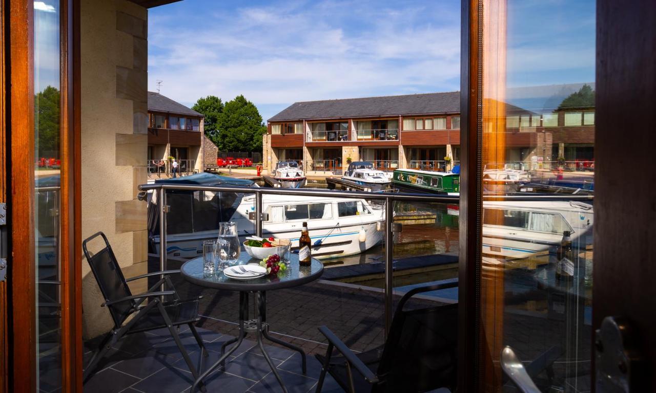 Tewitfield Marina Apartment Carnforth Luaran gambar
